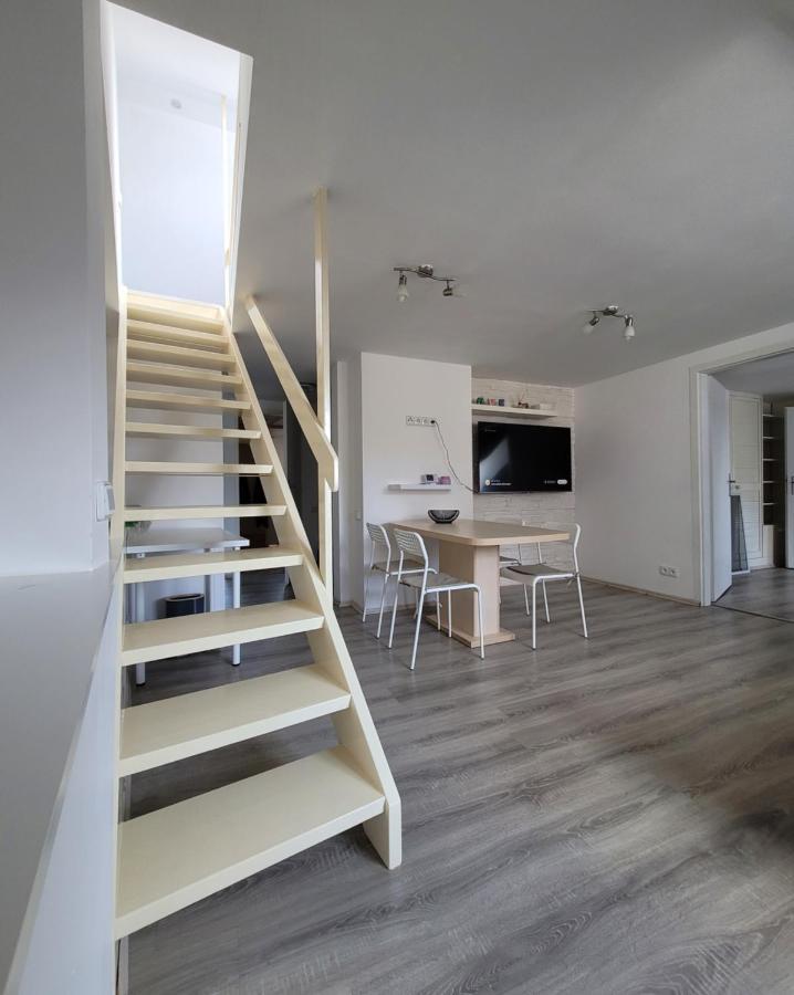 Excellent Apartments Central 3 Min Walk From The Colonnade Κάρλοβι Βάρι Εξωτερικό φωτογραφία